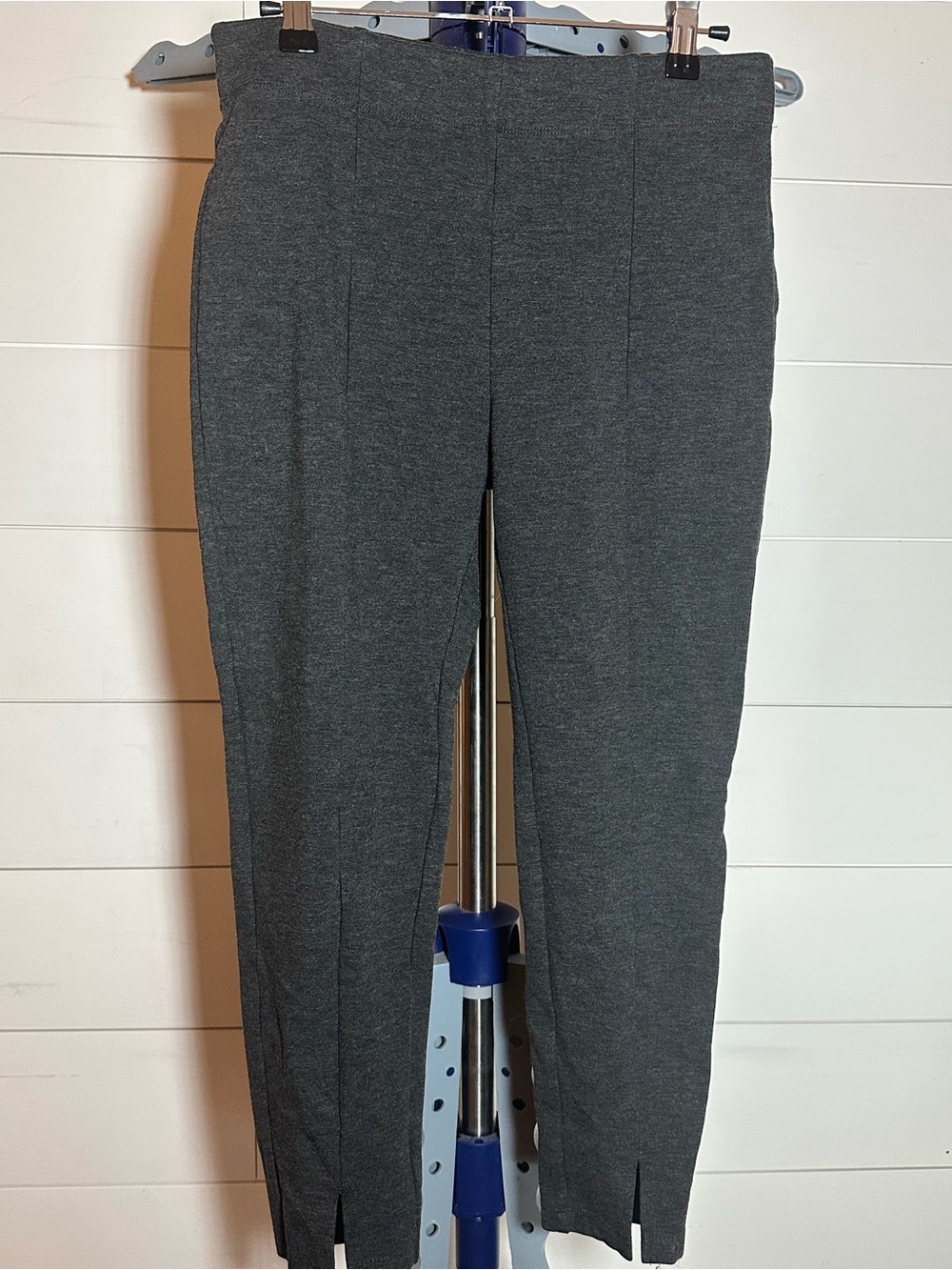 #198 Women's Gray Ponte Knit Slim Ankle Pants